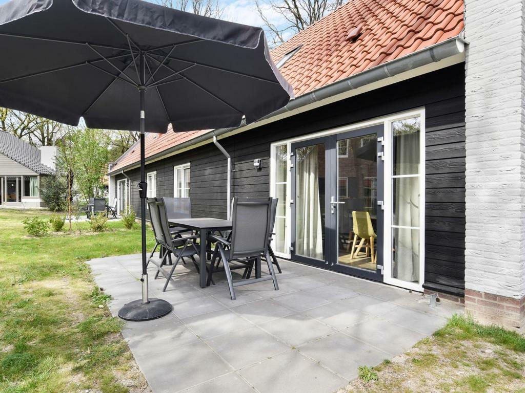 Hotel Landal De Vers Overloon Exterior foto